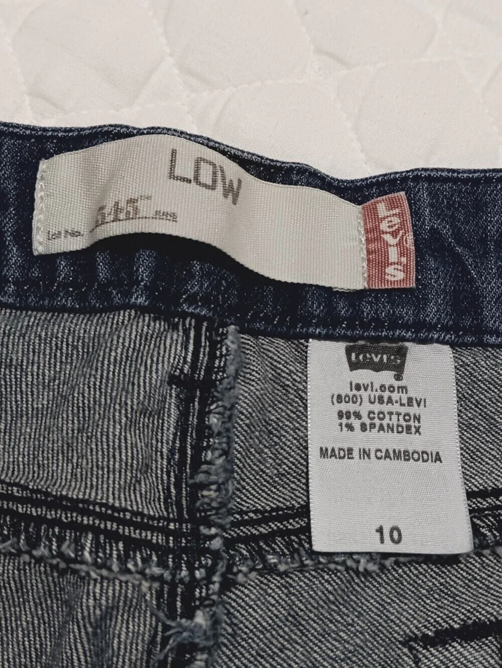 LEVI'S ~ Size 10 Women's 545 Low Rise Med Wash Denim Bermuda Jeans Shorts ~ Blue